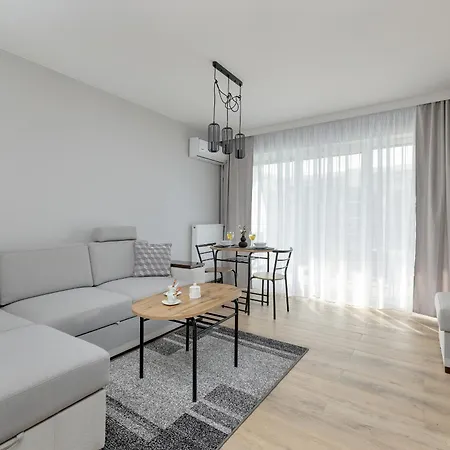 Apartment Eleganckie Basen, Fitness & Balkon By Renters *